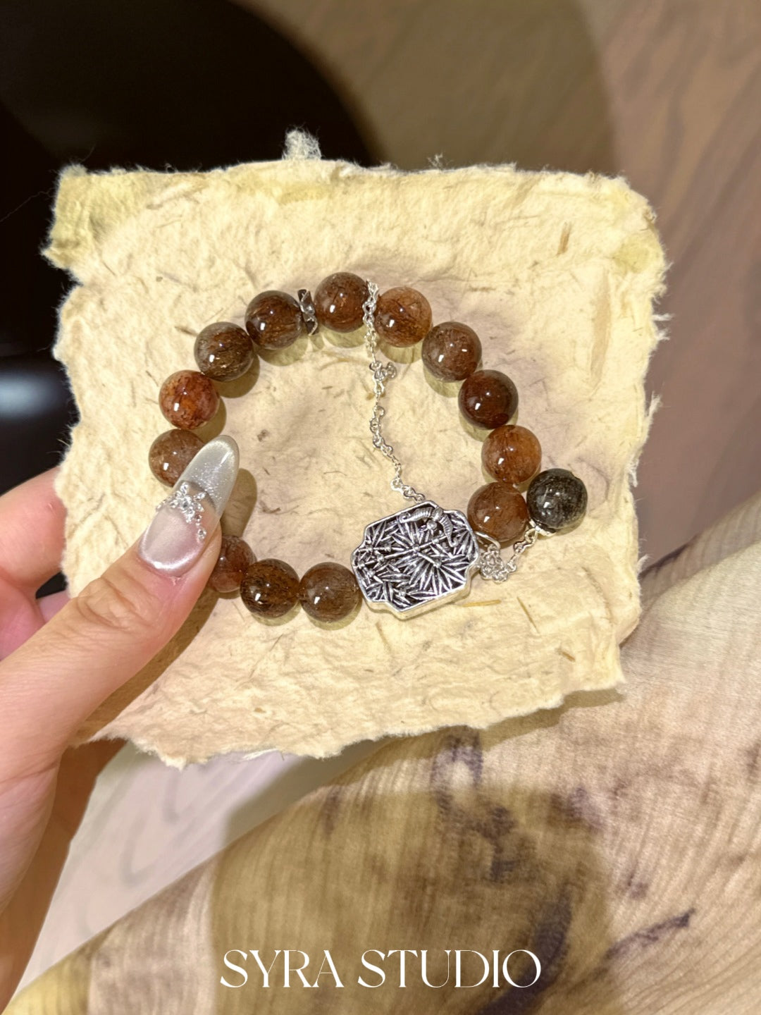 SYRA Onyx Goldshield Bracelet