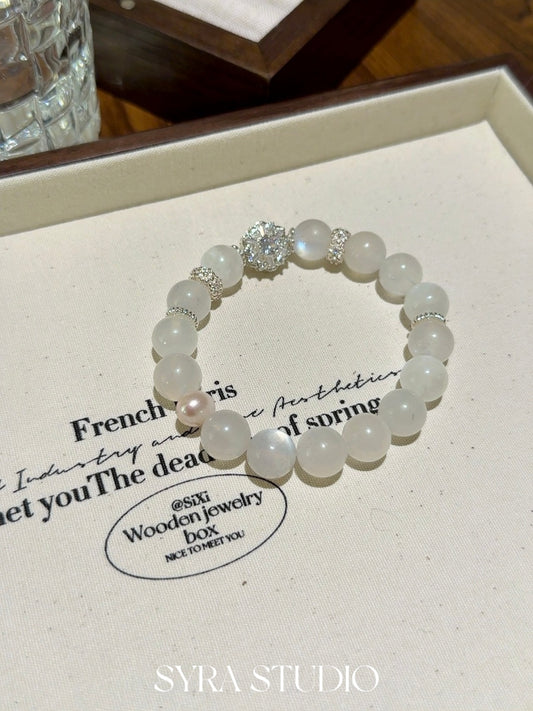 SYRA Moonlit Pearl Bracelet